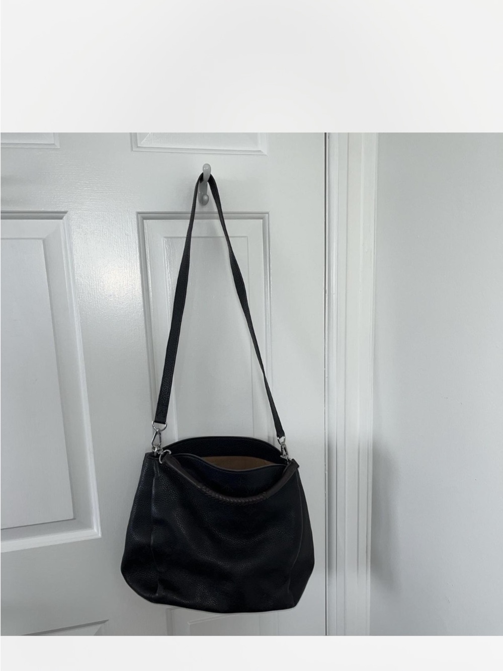 Louis Vuitton Black Pebbled Leather Crossbody Bag